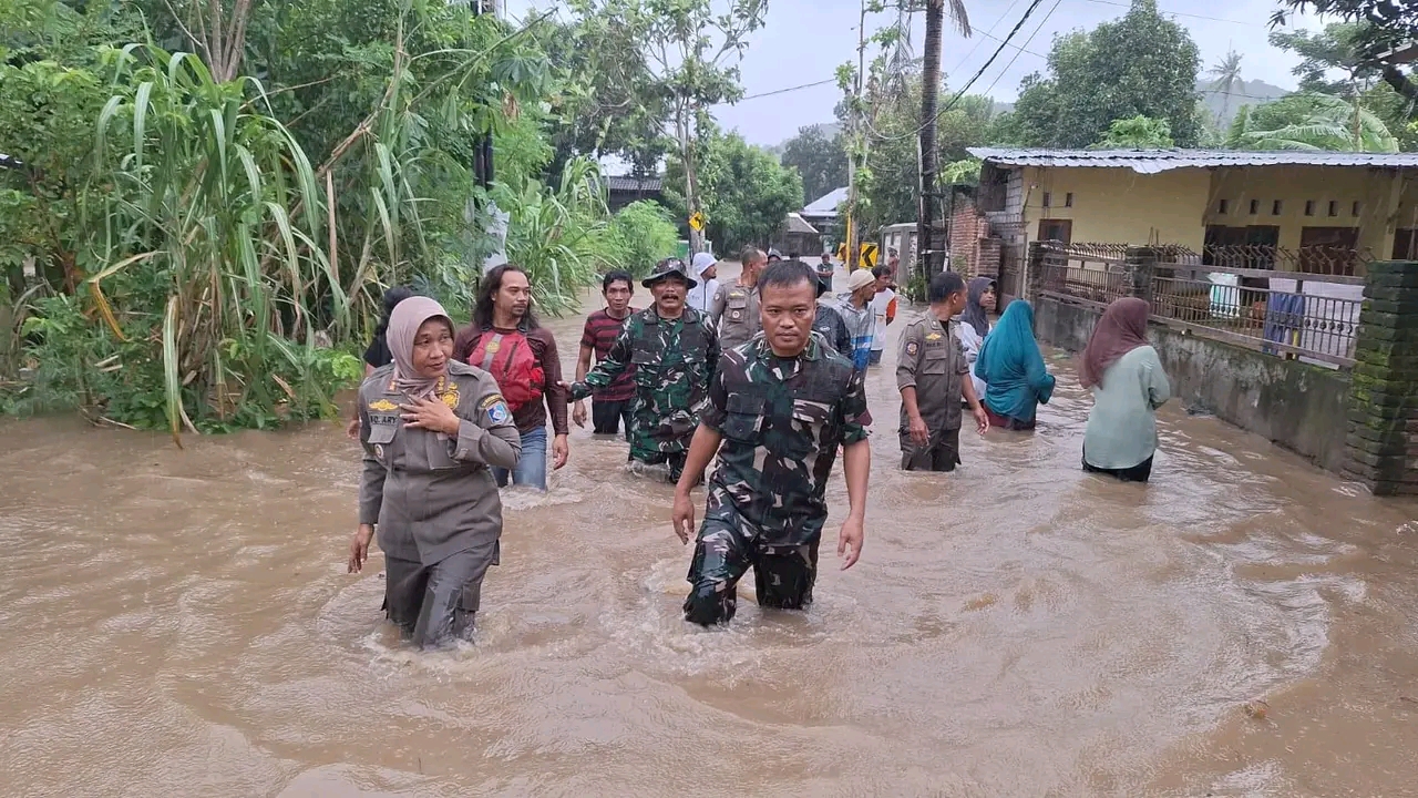 Banjir di Wilayah Lombok Barat, Sejumlah Rumah dan Fasilitas Umum Terendam