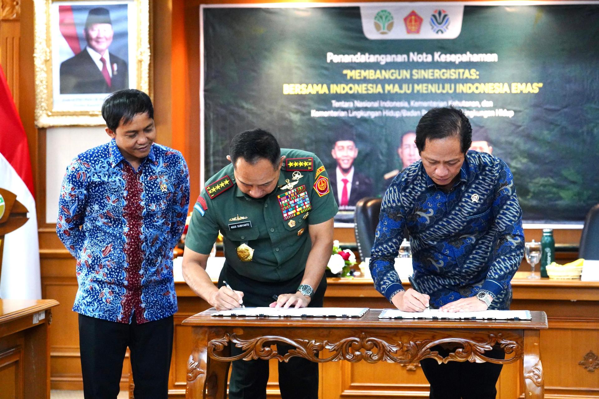 Panglima TNI Tandatangani Nota Kesepahaman dengan Menteri Kehutanan dan Lingkungan Hidup