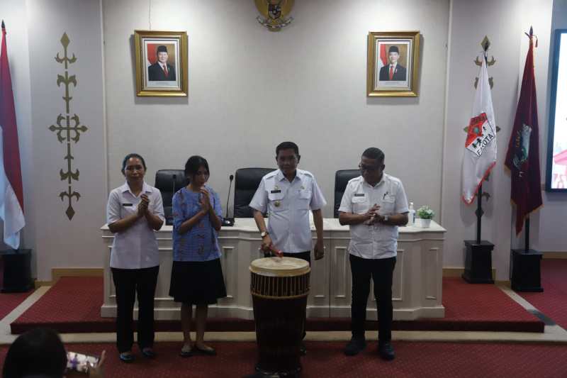 Buka Musrembang Forum Anak, Ini Harapan Wali Kota Ambon